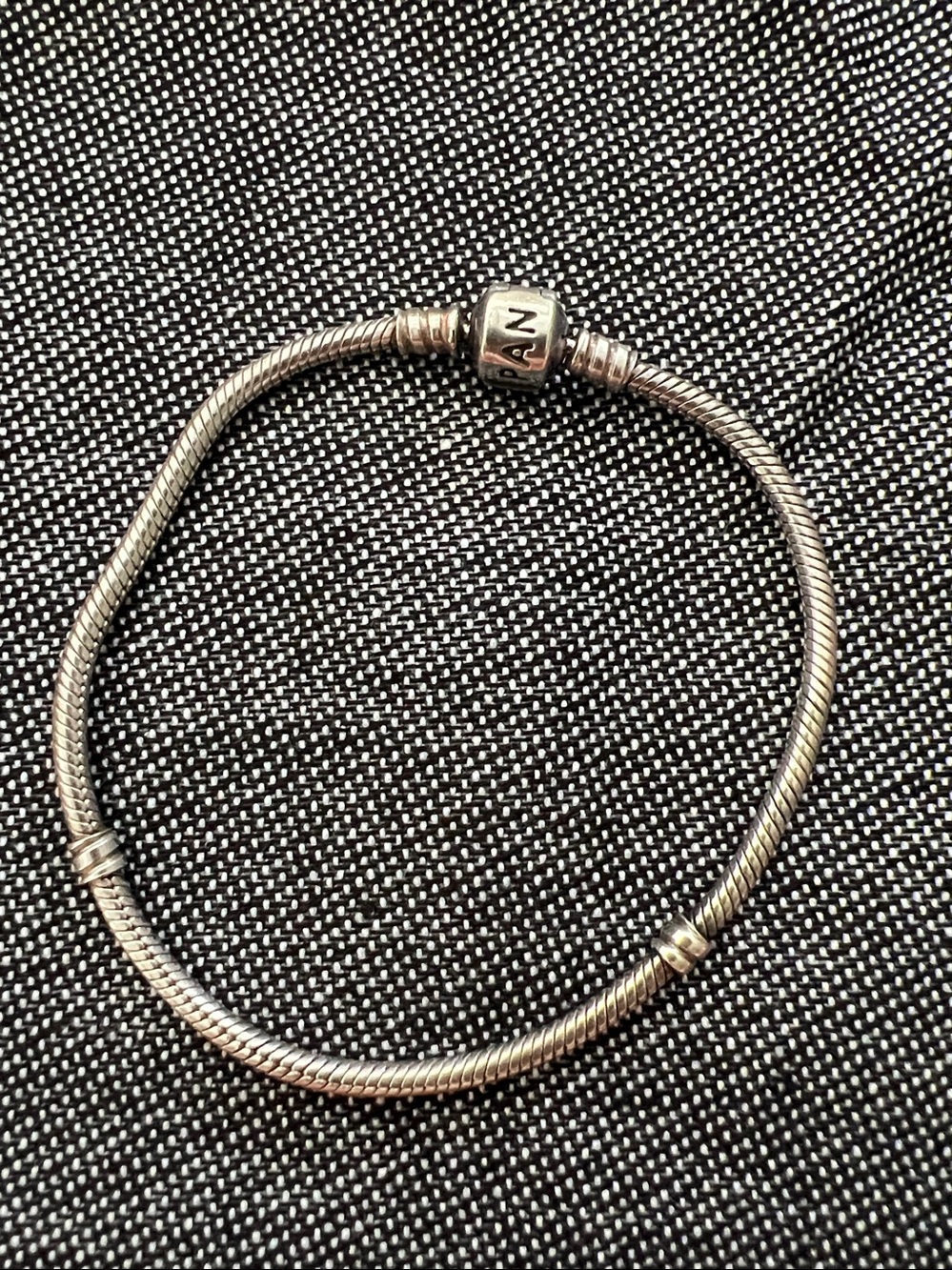 Pandora Moments Barrel Clasp Snake Chain Bracelet SS - Picture 5 of 6
